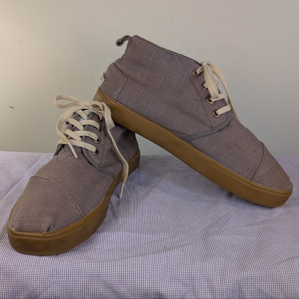 💐TOMS Paseo Mid, Grey Canvas Gum Sole High Top Sneakers💐 3 For $20